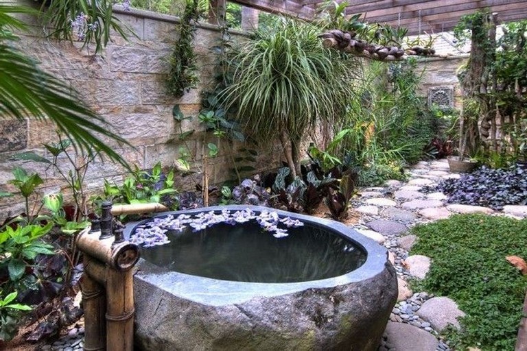 45+ Unique Garden Tub Decoration Ideas - Page 19 of 20